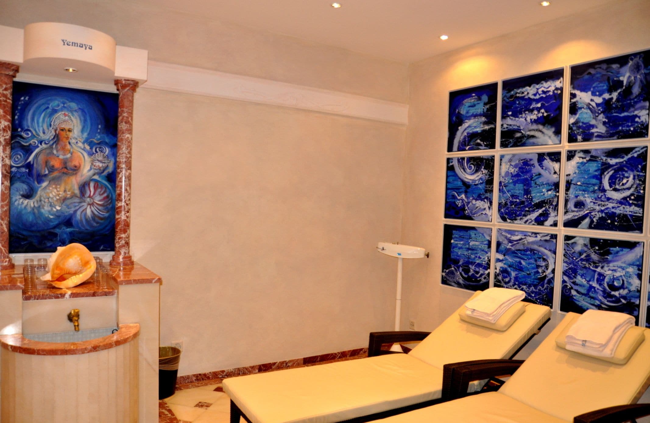 sauna, steam room, turkish bath/hammam, body treatments
