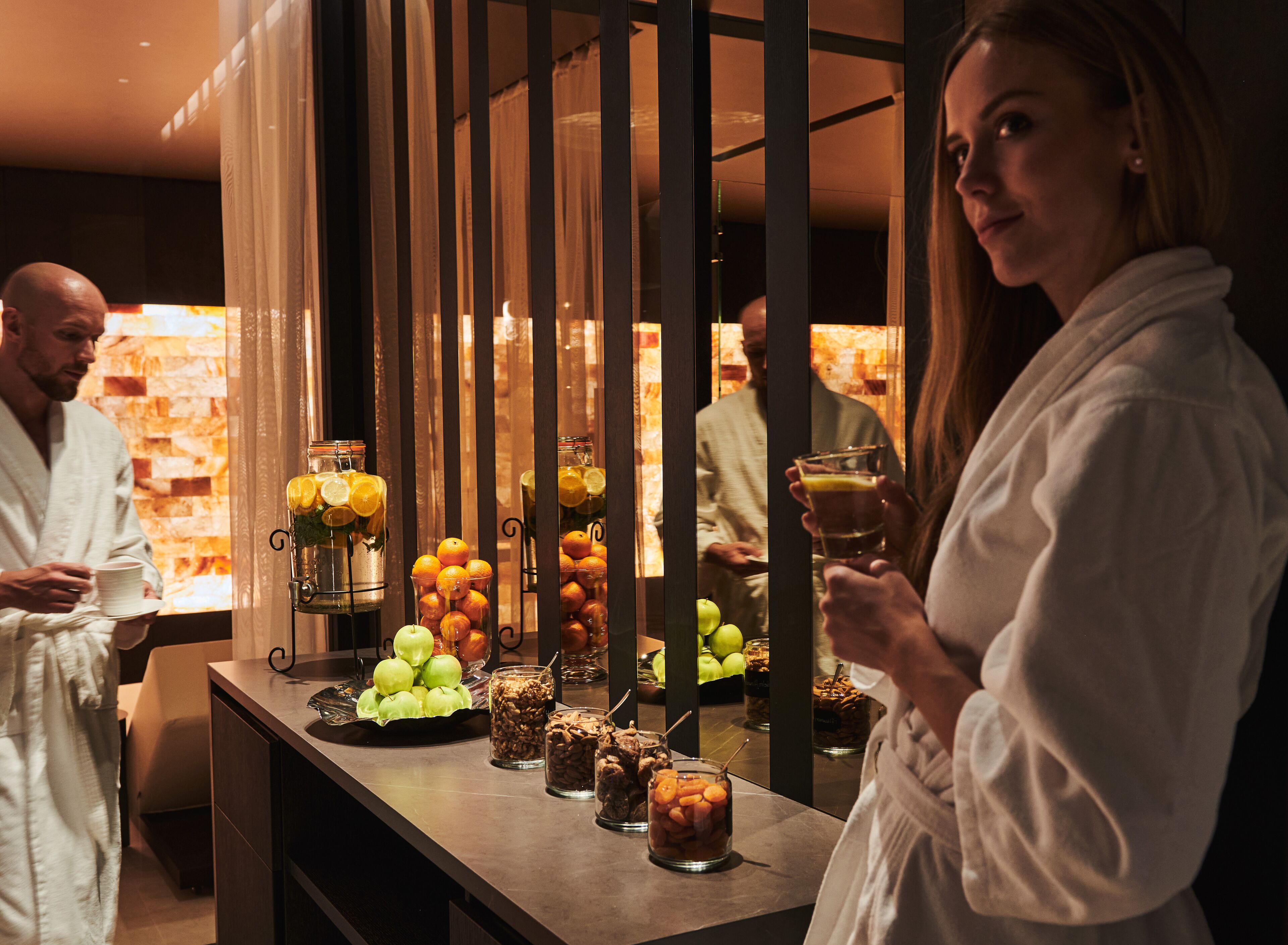 sauna, body treatments, hot stone massages, sports massages, body scrubs