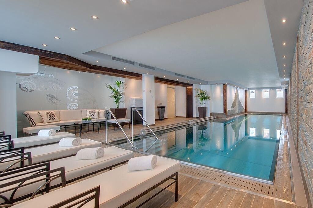 indoor pool