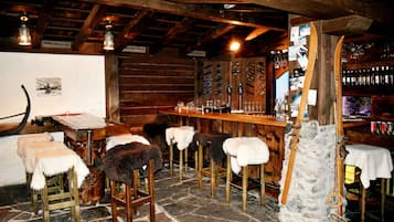 Bar (en la propiedad)