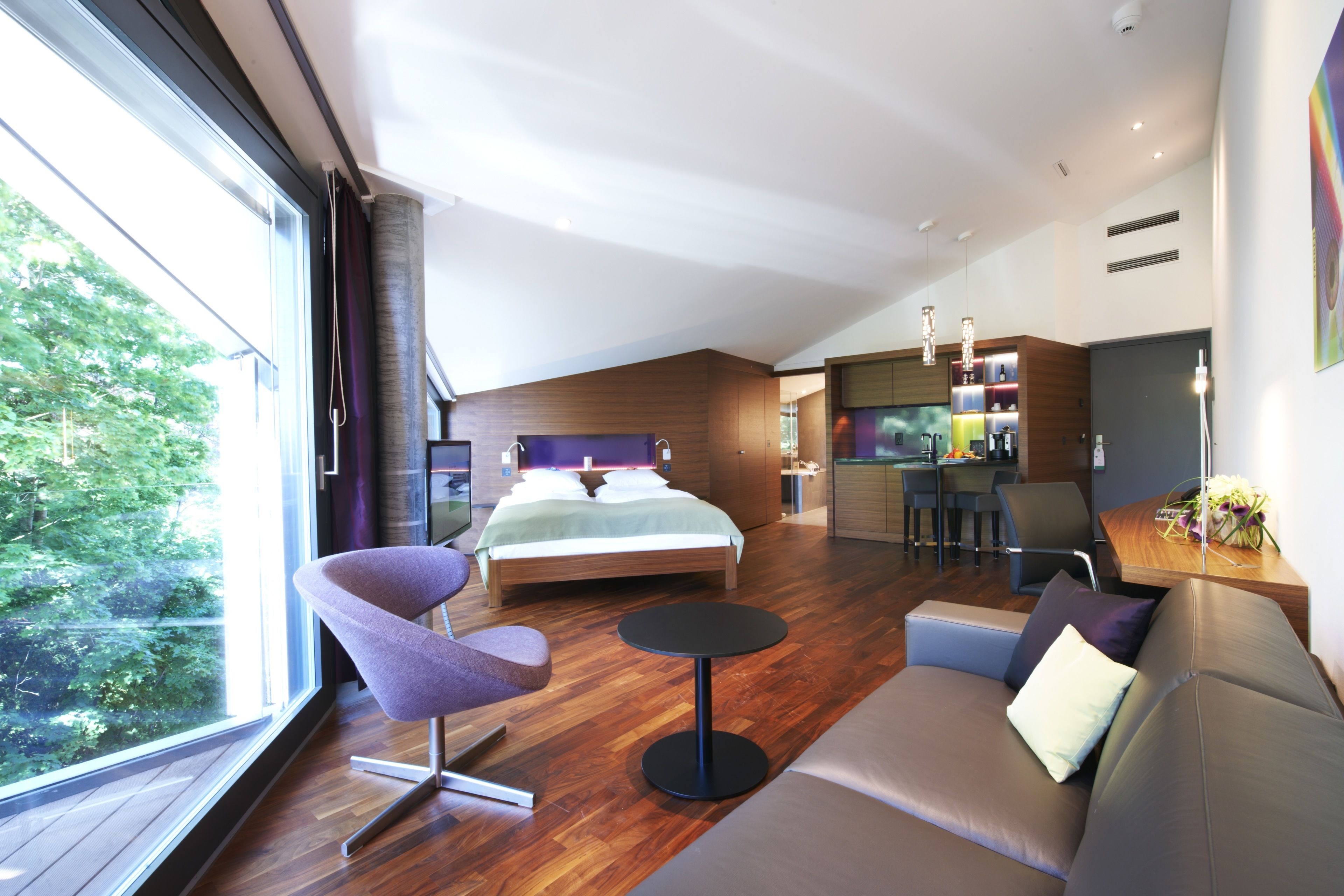 family suite | 1 bedroom, premium bedding, free minibar items, in-room safe