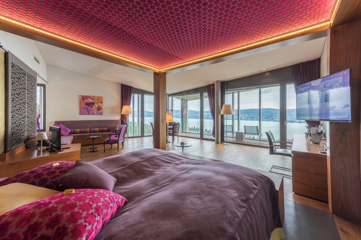 Penthouse Loft mit Spa, Seeblick und Klimaanlage