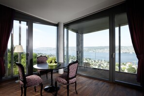 View from room - Hotel Belvoir Lake View & Spa (Rüschlikon)