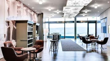 Lounge i lobbyen
