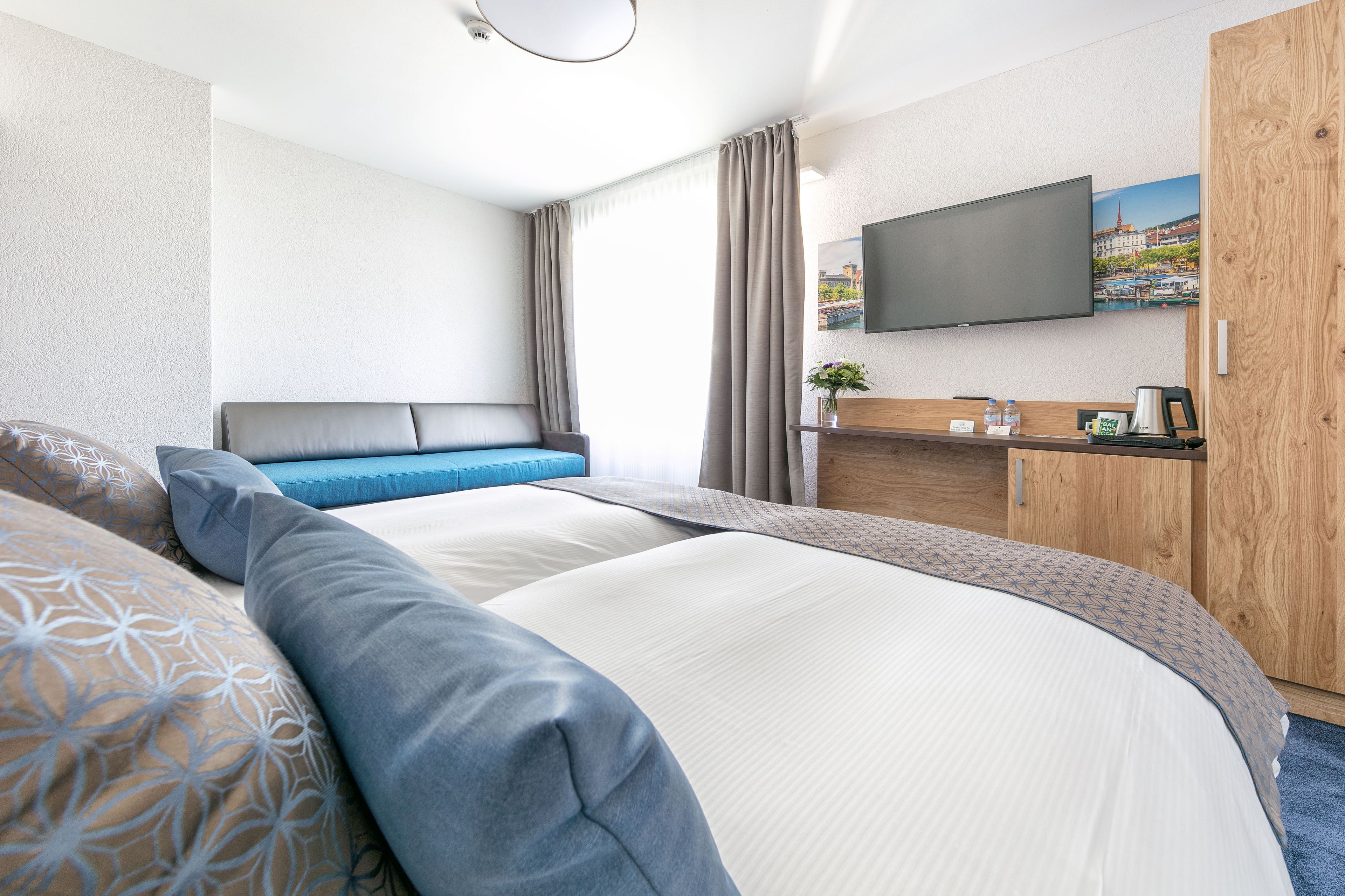 1 bedroom, in-room safe, individually furnished, desk