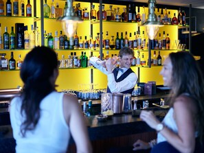 Bar (in der Unterkunft)