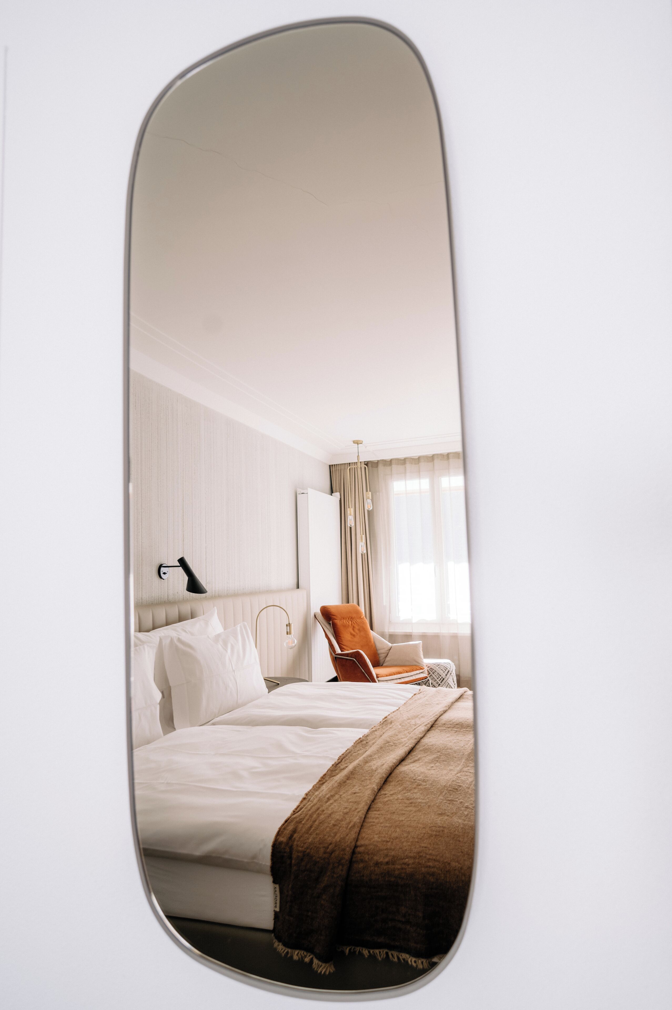 Egyptian cotton sheets, premium bedding, Tempur-Pedic beds, minibar