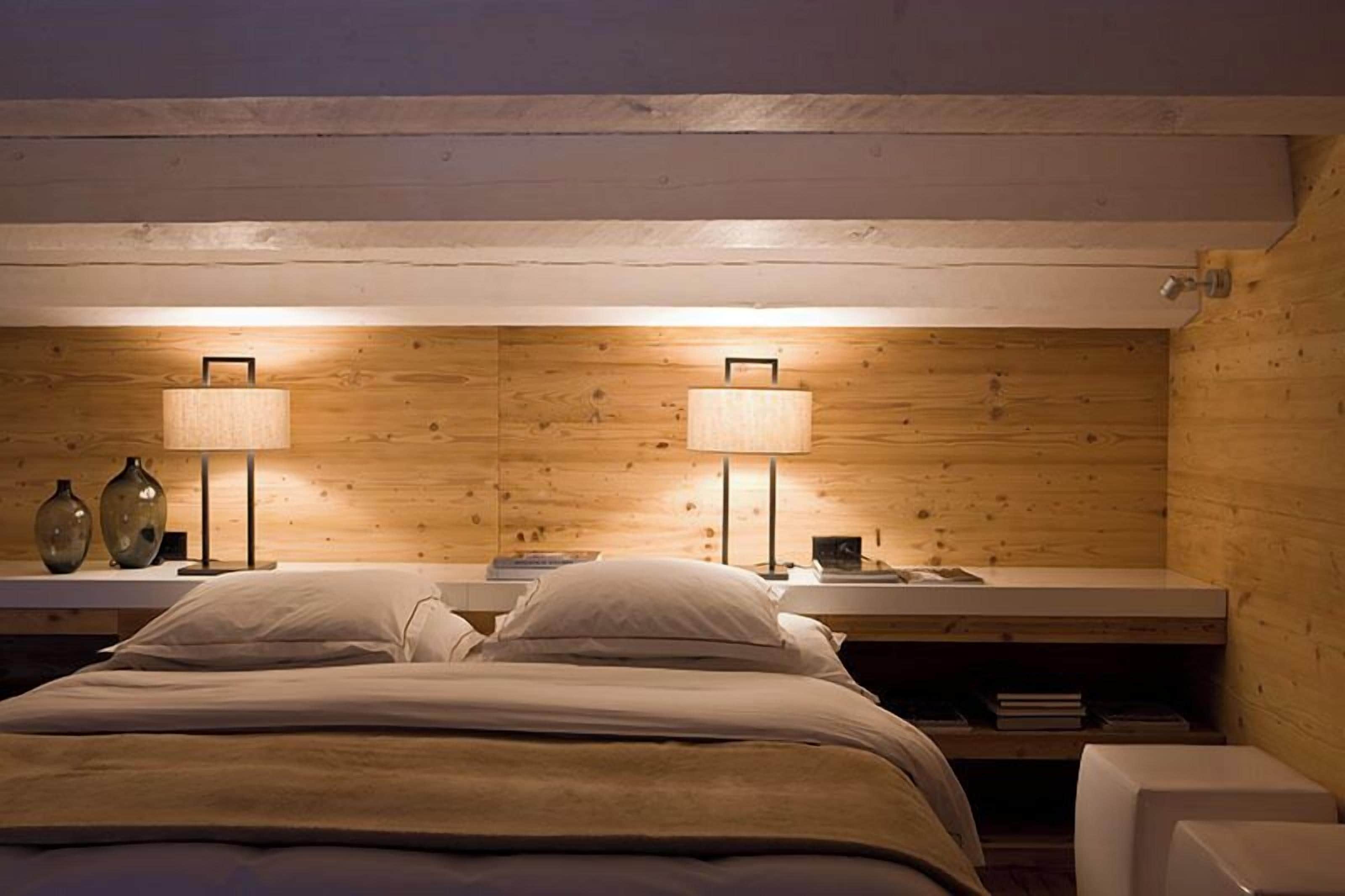 Hypo-allergenic bedding, in-room safe, individually decorated