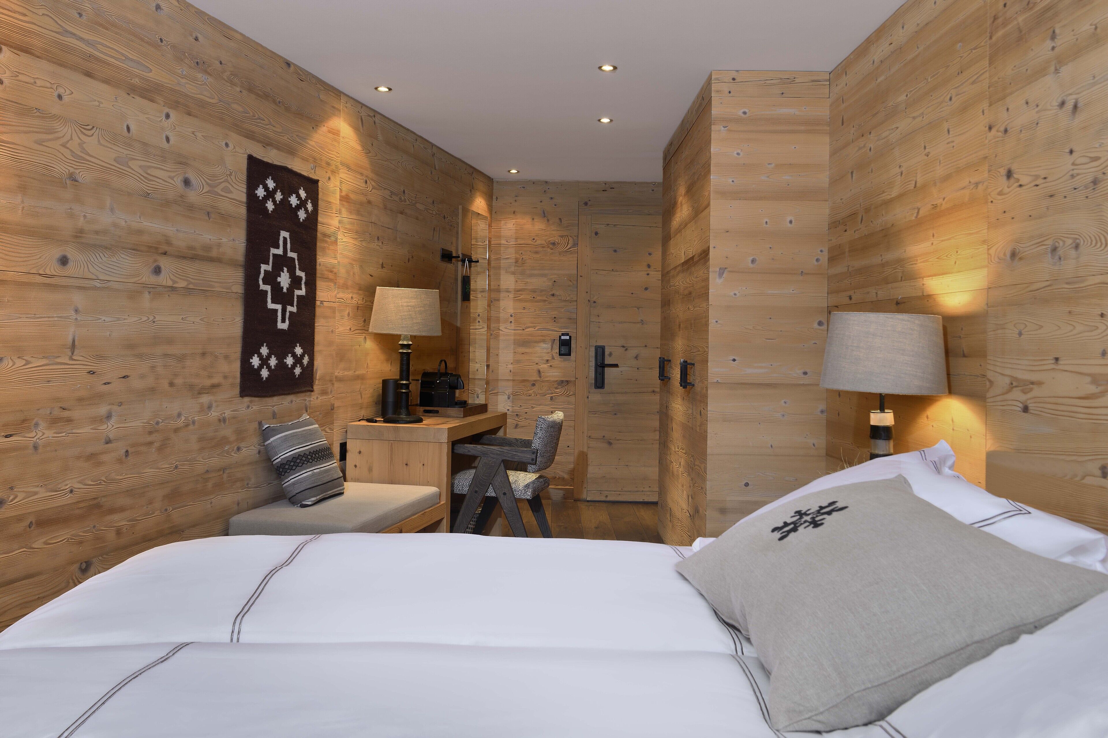 double room (style) | hypo-allergenic bedding, in-room safe, individually decorated