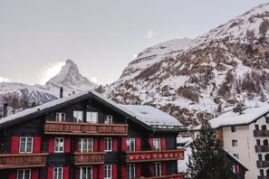 View from property - Hotel Bellerive (Zermatt)
