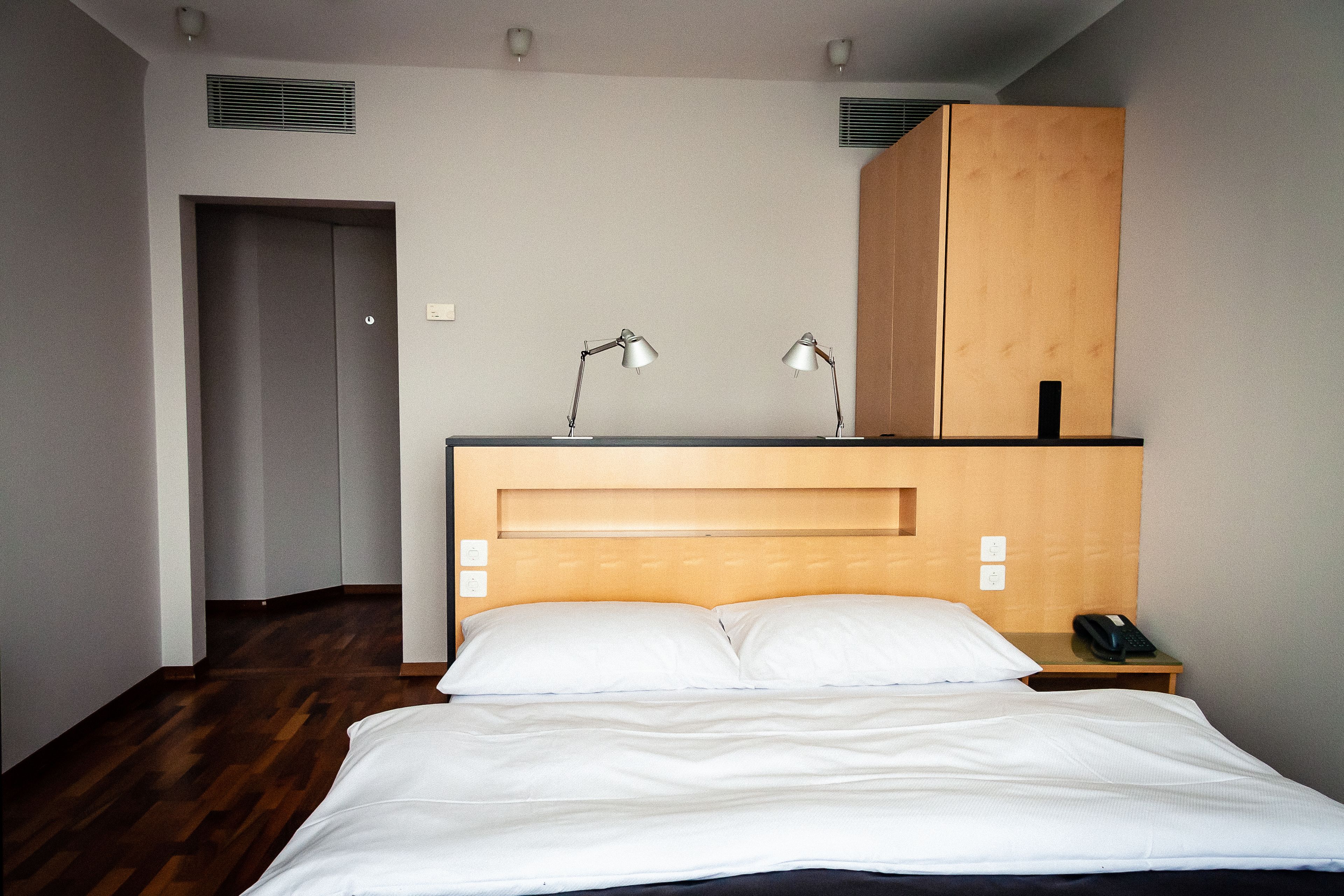 Photo - Royal Hotel - Urban Living