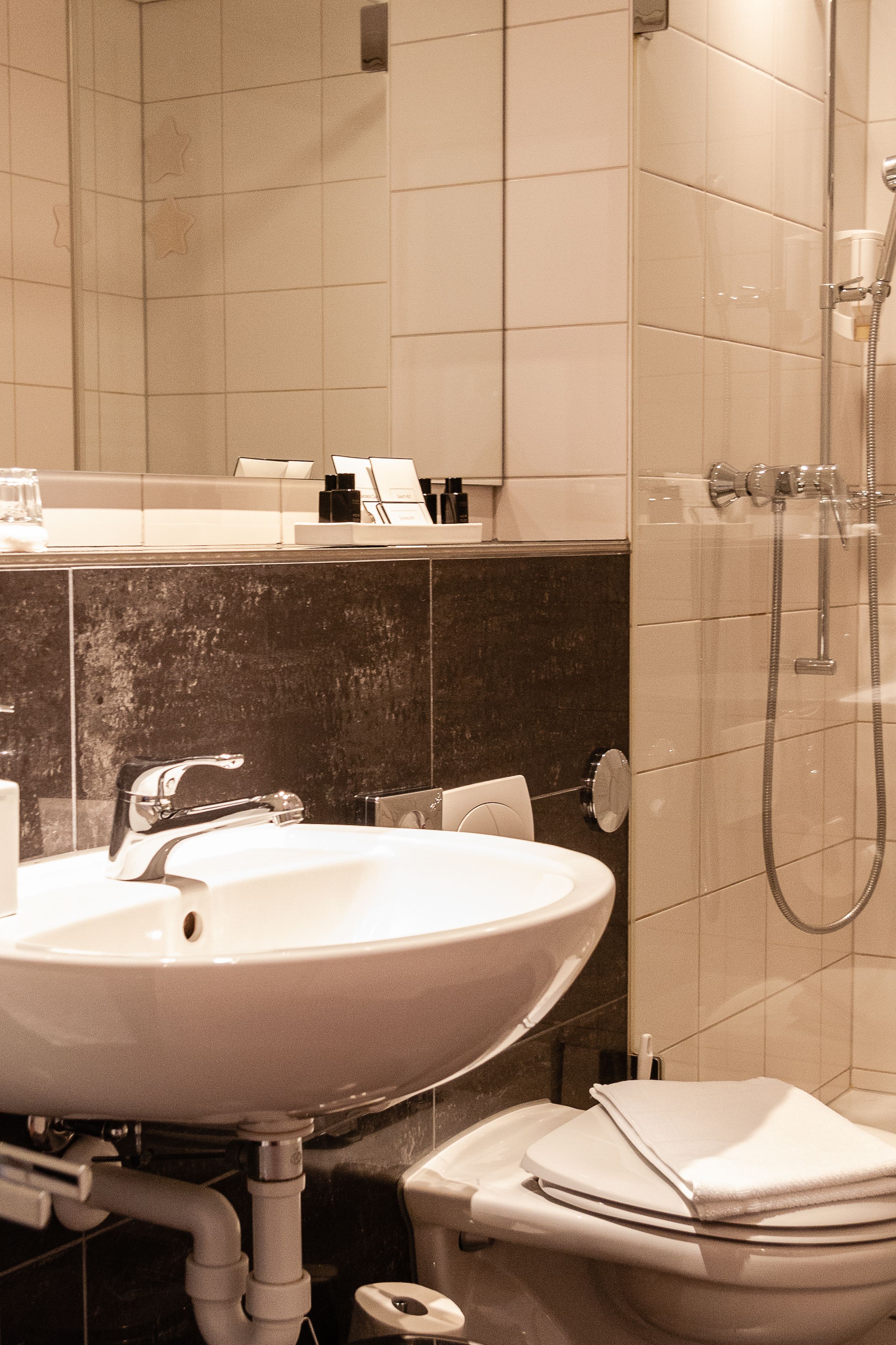 Photo - Royal Hotel - Urban Living