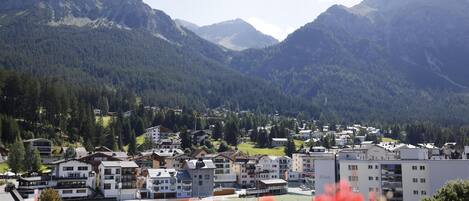 Vue depuis lâhĂ©bergement