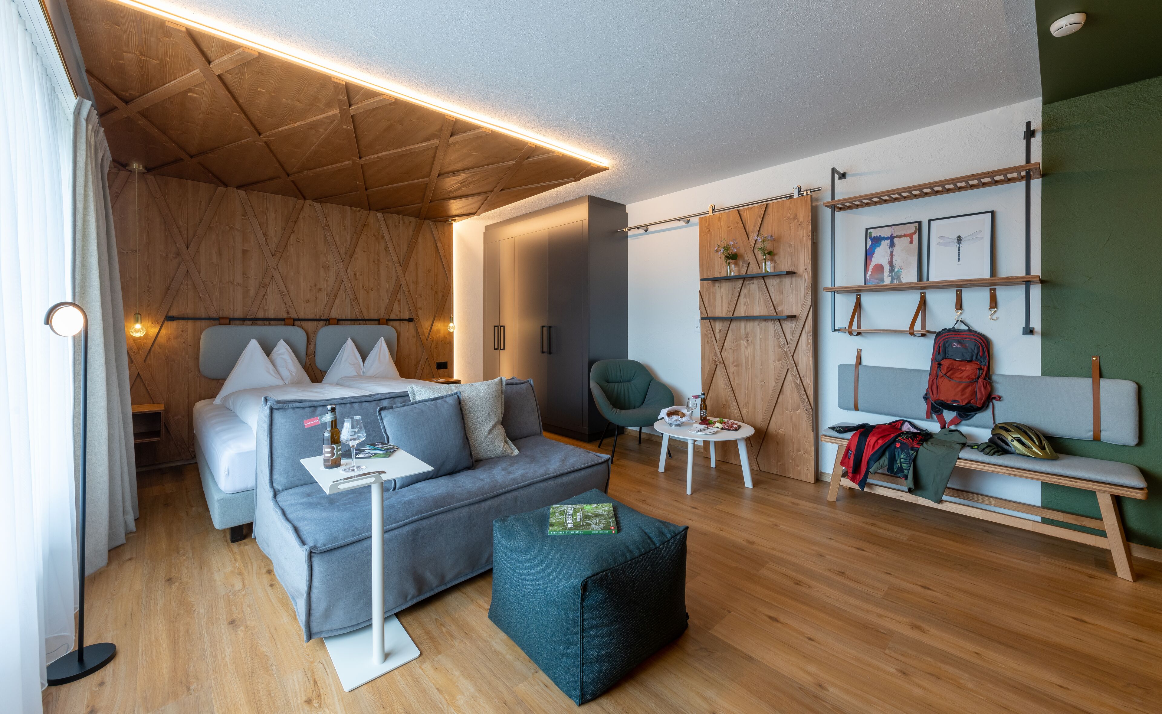 premium double room | 1 bedroom, hypo-allergenic bedding, free minibar, in-room safe