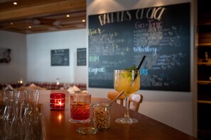 Bar (on property) - Sunstar Hotel Lenzerheide (Vaz-Obervaz)