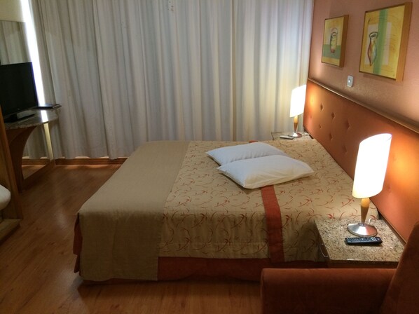 Premium bedding, minibar, in-room safe, desk