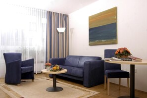 1 개의 침실, 저자극성 침구, 객실 내 금고, 책상