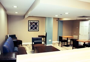 Breakfast area - Fairfield by Marriott Inn & Suites Little Rock Downtown (Little Rock)