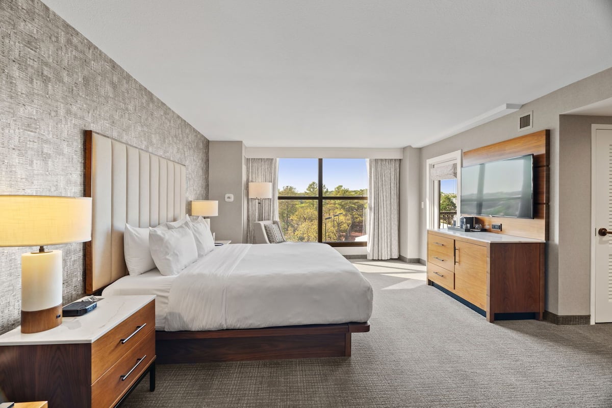 junior suite | 1 bedroom, premium bedding, pillow-top beds, in-room safe