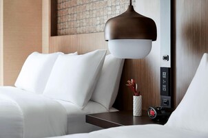 Premium bedding, in-room safe, desk, blackout drapes