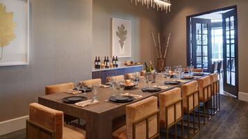 Breakfast and dinner served, American cuisine