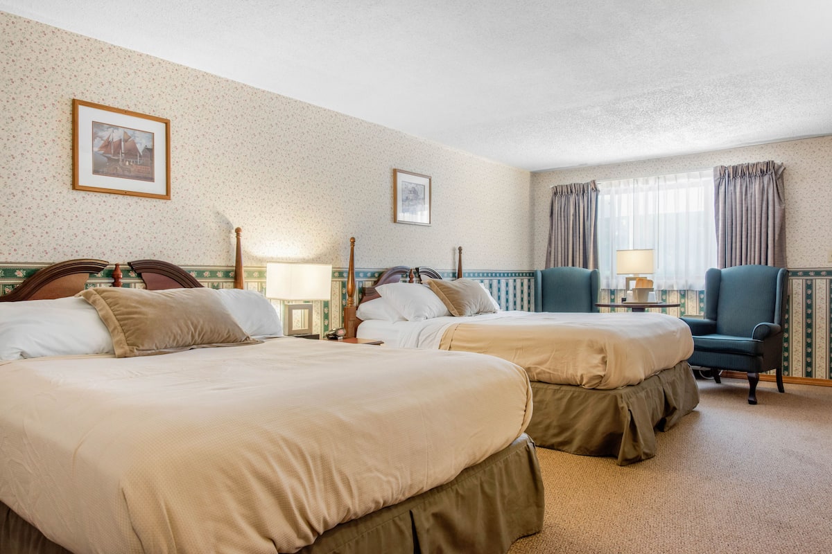 Room, 2 Queen Beds, Non Smoking (Pet Friendly) | Premium bedding, desk, laptop workspace, free WiFi