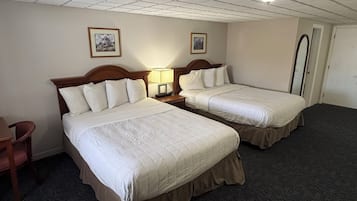 Ropa de cama de alta calidad y escritorio