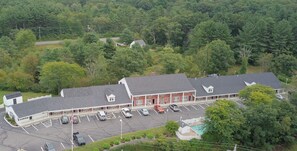 Aerial view - Coachman Inn (Kittery)