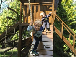 Children's play area - outdoor - Eney Hotel (Lviv)