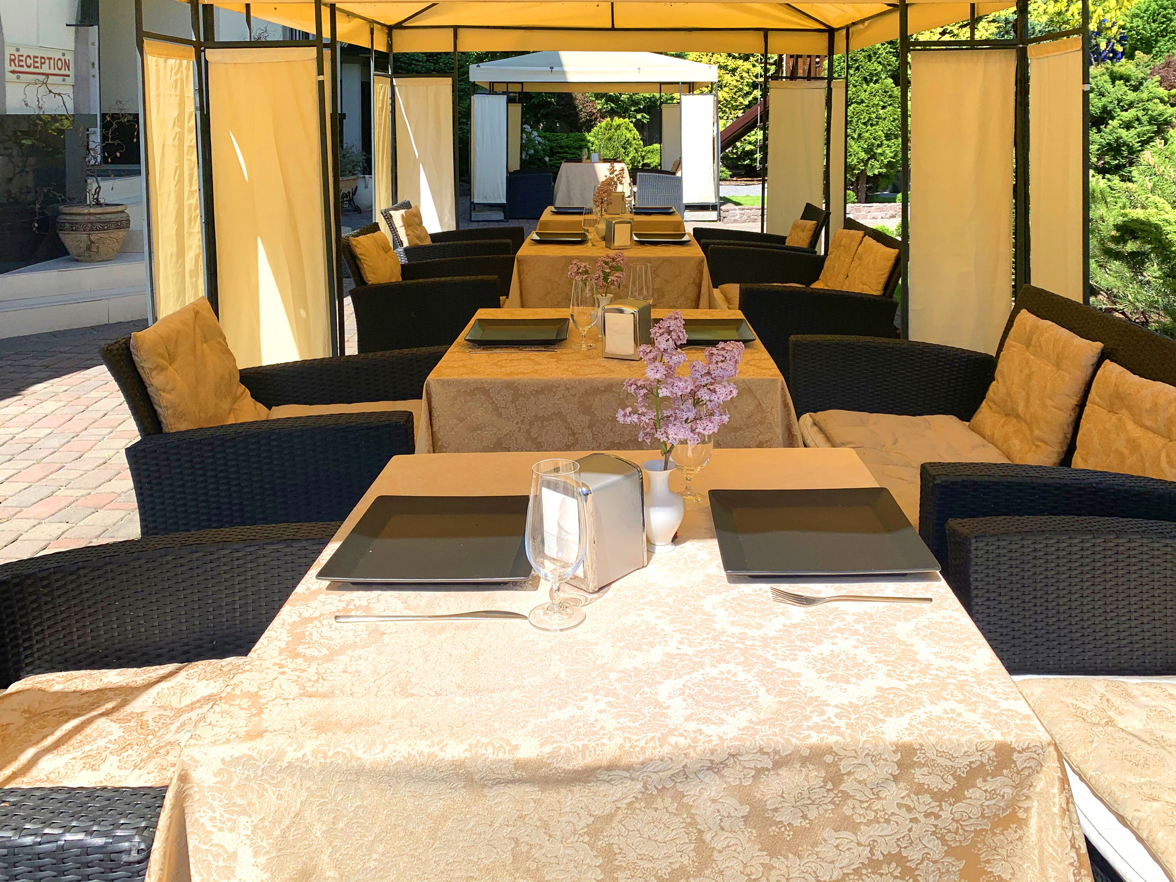 Utsikt mot bassenget 