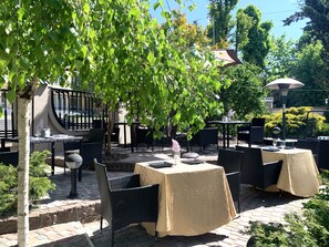 Pool views  - Eney Hotel (Lviv)
