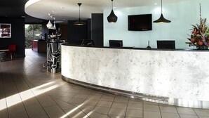 Exterior - ibis Swansea (Swansea)