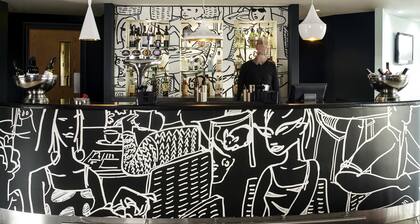 ibis Swansea