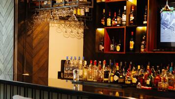Bar (in der Unterkunft)