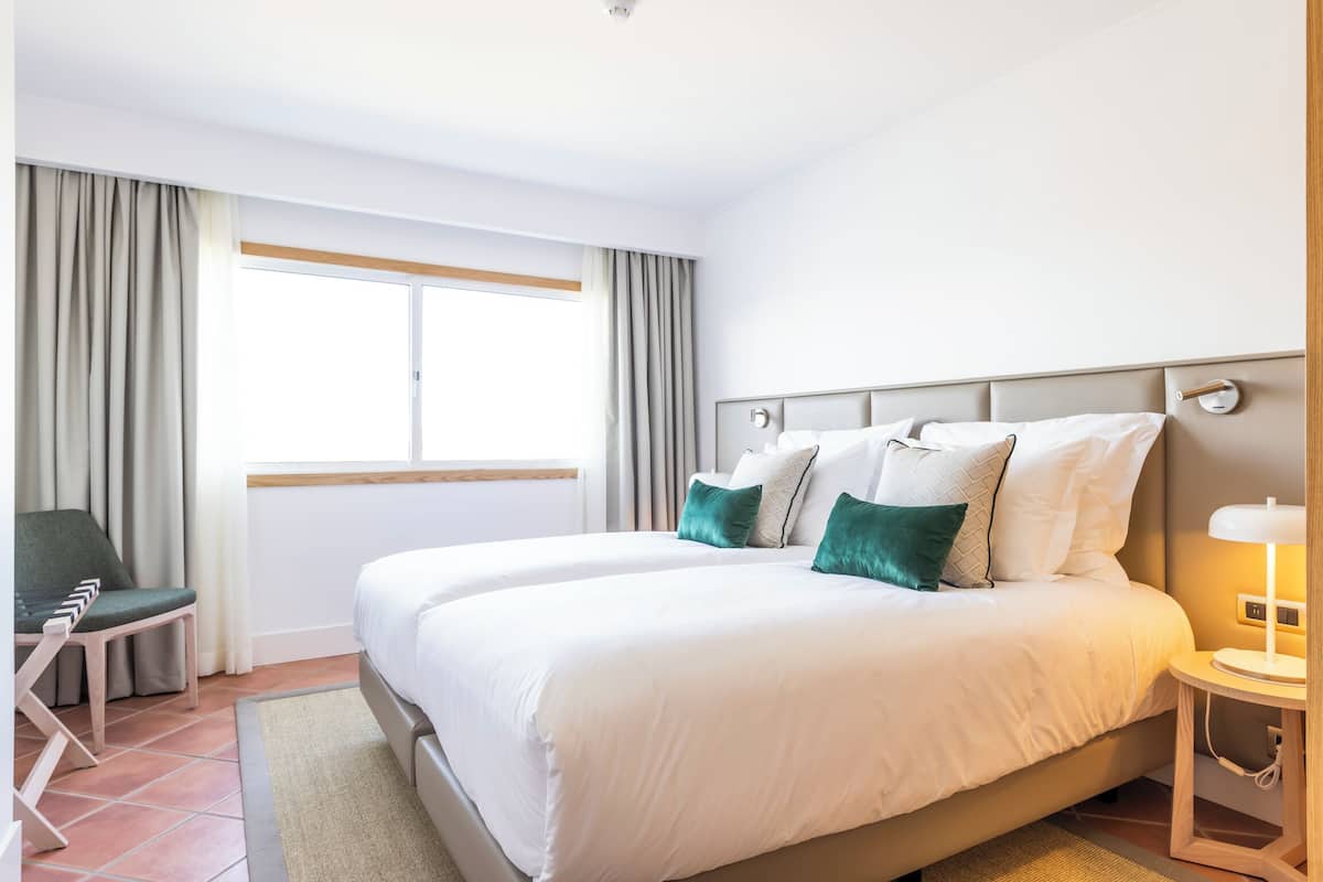 1 bedroom, in-room safe, desk, laptop workspace