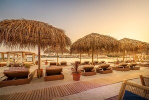 Una playa cerca, traslado desde/hacia la playa gratis