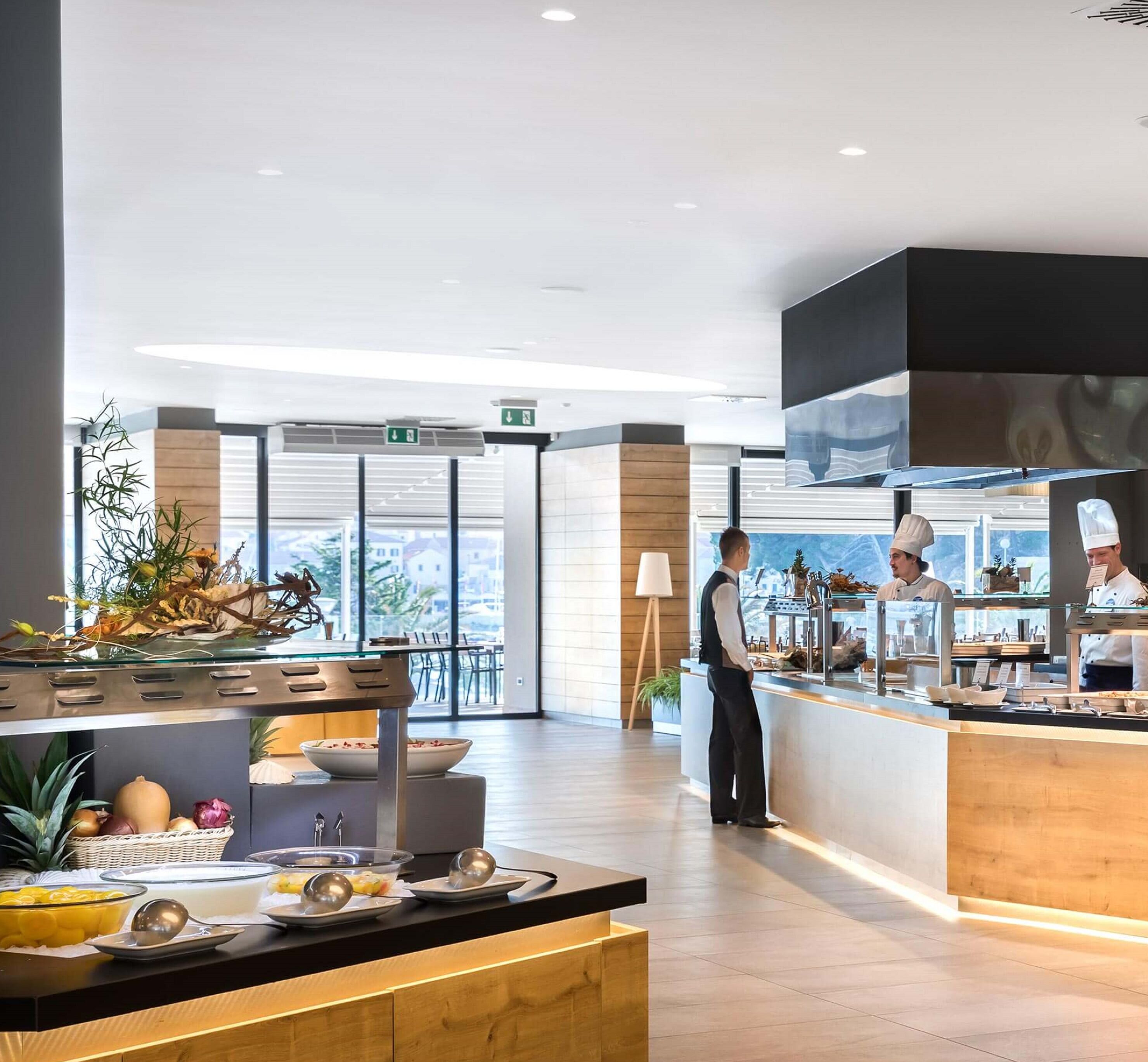 breakfast, dinner served; mediterranean cuisine, sea views