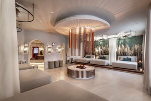 Un sauna, baño turco/hammam, tratamientos corporales, aromaterapia