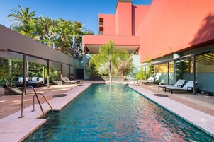 Seasonal outdoor pool