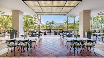 2 restaurants, lunch, dinner served; Mediterranean cuisine