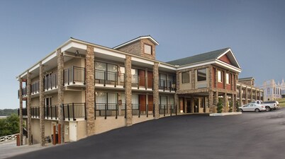 Suburban Studios Branson On The Strip