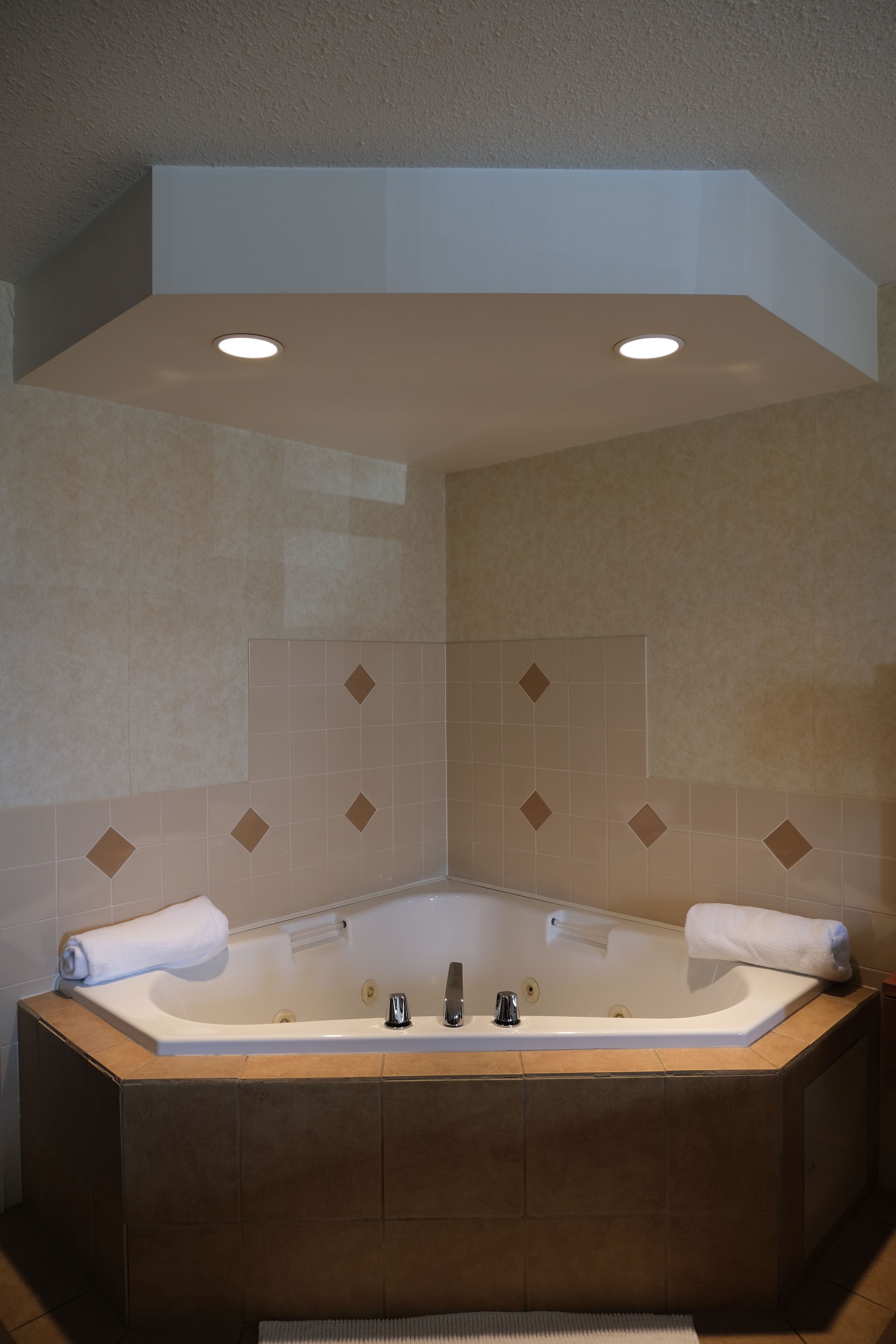 Photo - Rosslyn Inn & Suites