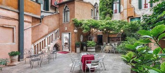 Hotel San Moisè