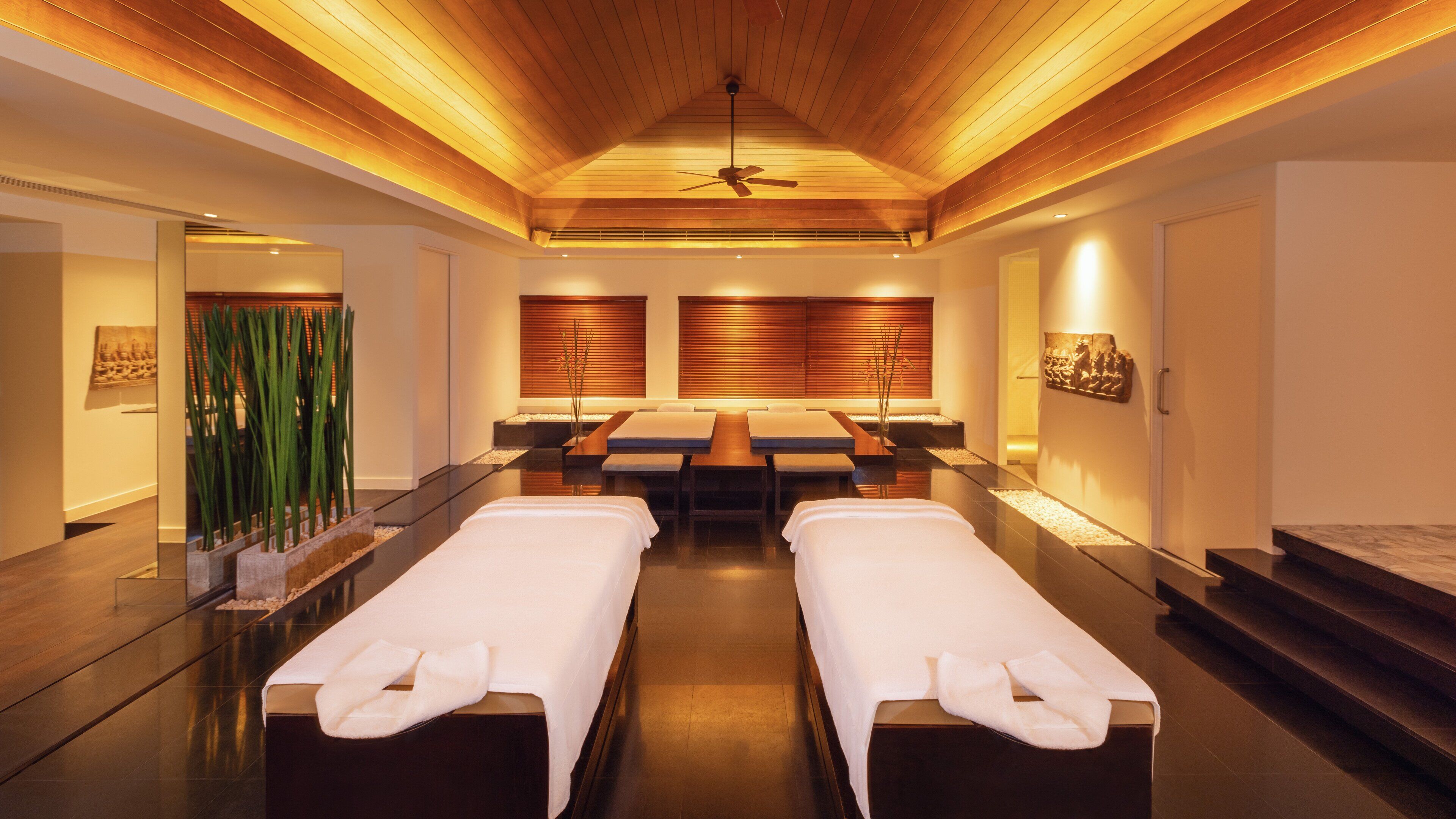 Salas para tratamentos a dois, tratamentos corporais, bandagem corporal