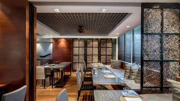 Daily buffet breakfast (THB 765 per person)