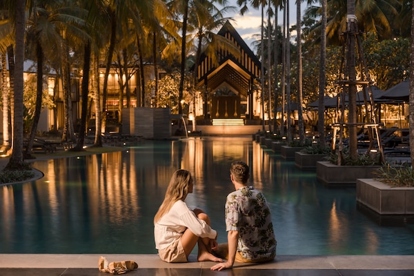 Outdoor pool, pool loungers