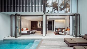 2 Bedroom Duplex Loft | Minibar, in-room safe, desk, laptop workspace