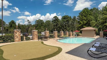 Mini-golf