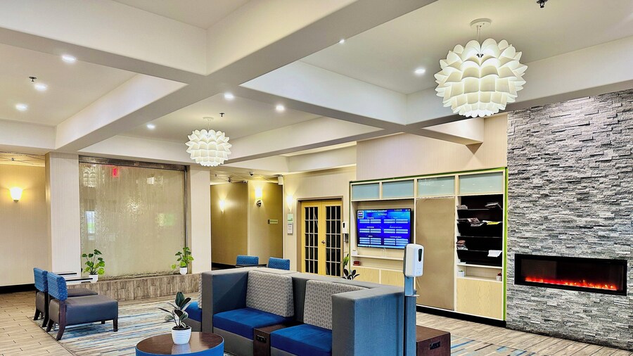 Holiday Inn Hotel & Suites Regina by IHG