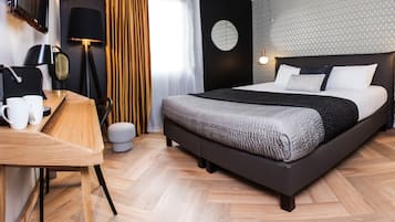 In-room safe, desk, blackout drapes, soundproofing
